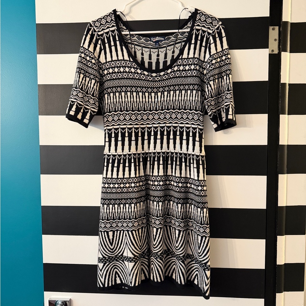 Freshman Black and White Patterned Dress